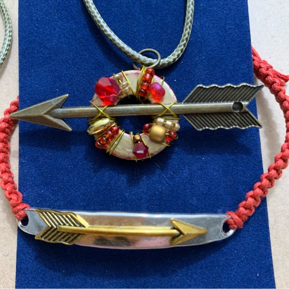 🔥5/$20🔥 Arrow Necklace and Macrame Bracelet New and Handmade - Picture 3 of 5